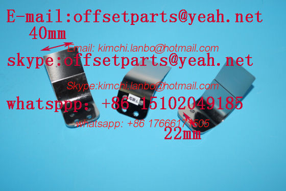 Cina komori sheet spring,komori downward guide,Komori machines high quality spare parts fornitore