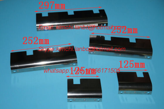 Cina Komori LS-40 guide,komori LS40 machines parts,komori sheet separator,High quality,Width=297mm,252mm,125mm fornitore