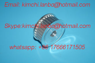 Cina SM52 belt wheel,00.580.1669,synchronous dis 33S5M-0250-A-F, SM52 PM52 parts fornitore