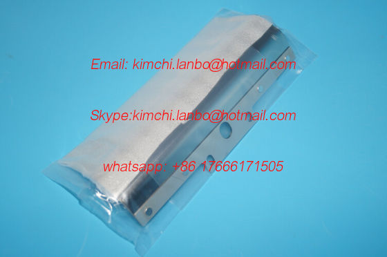 Cina FME6810501,KOMORI original guide,komori separator,FME-6810-501,komori LS440 LS540 LS640 machines spare parts fornitore