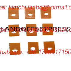 Cina 206-8401-070 Komori plastic gripper 18.5X12X7mm komori spare parts fornitore