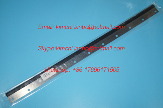 Komori42 wash up blade,11 holes,high quality replacement parts for Komori printing machine fornitore