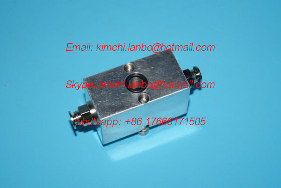 00.580.3192, SM52 SM74 102 QM46 machines pressing bar, pneumatic parts fornitore