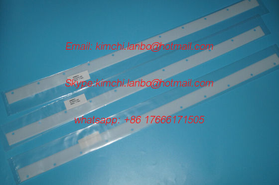 komori LS29 wash up blade,820*36*1mm,11 holes,komori LS29 plastic blades,high quality fornitore