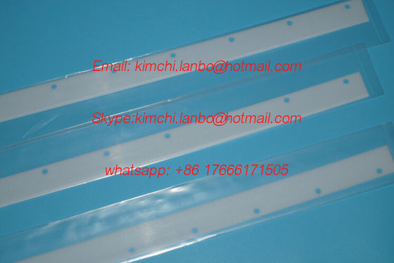 komori LS29 wash up blade,820*36*1mm,11 holes,komori LS29 plastic blades,high quality fornitore