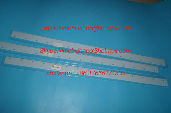 Komori L440 machine wash up blade,1105*50*1mm,15 holes,Komori plastic washup blade,good quality fornitore