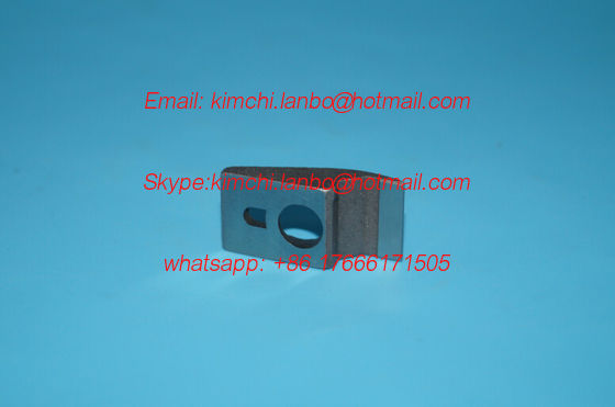KBA 74 gripper,gripper for KBA gripper bar,good quality,kba offset printing machines spare parts,35.5*17mm fornitore