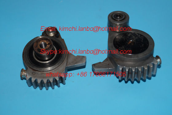 Roland 700 gear,010W202213,roland 700 rotary gear,original used,7 teeth Man Roland printing machines gear fornitore